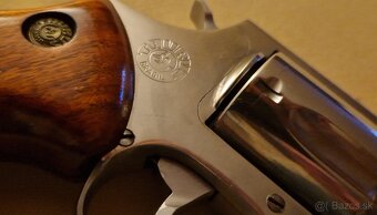 Revolver Taurus Brasil - 4
