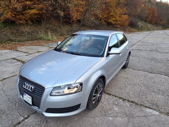 Audi A3 1.6 Premium - 4