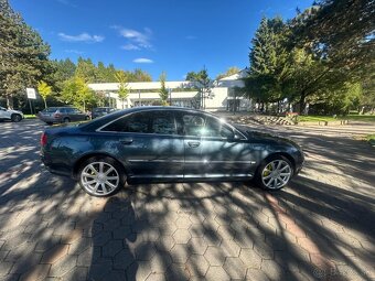 Audi a8 - 4