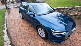 Audi E-tron 55 quattro 300kW - 4