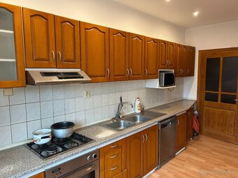 kuchynská linka drevená - 4