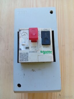 Predám cirkulár s veľa prislušenstvom - 4