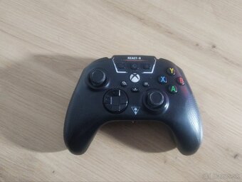 Xbox one S 750gb - 4