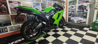 KAWASAKI NINJA ZX6R - 4