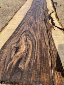 Široke Orechové Drevo Fošne Rezivo - 4