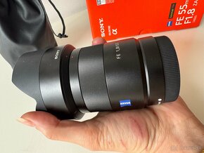 Sony SEL-55mm f1.8 ZEISS Sonnar - 4