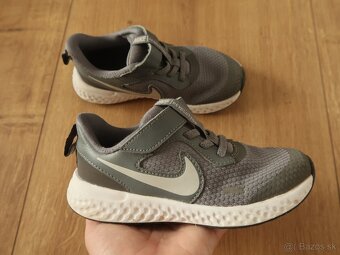 Tenisky NIKE č. 27,5 (vnút. dĺžka 17,7 cm) - 4