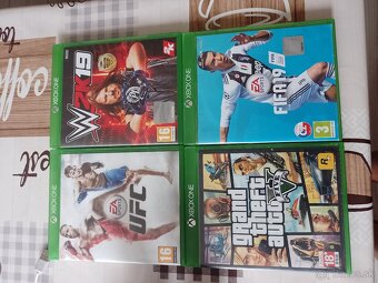 Xbox one s - 4