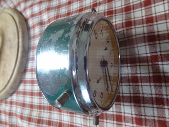 Predám retro budík zn. Prim - 4