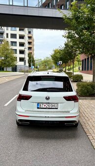 Krasny Volkswagen Tiguan 2.0 TDI 190k 4Motion Highline DSG - 4