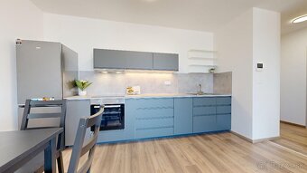 Stačí sa nasťahovať 2-izbový byt s parkovacím miestom v pro - 4