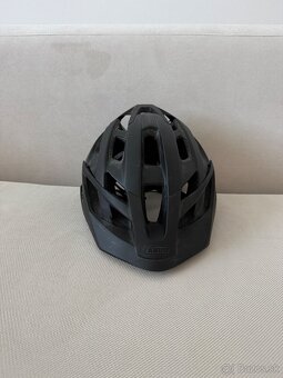 Helma abus moventor - 4