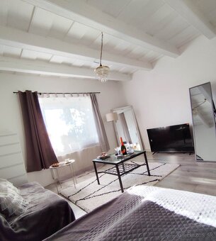 Vkusny zariadeny zatepleny dom s uspornym podl. kurenim - 4