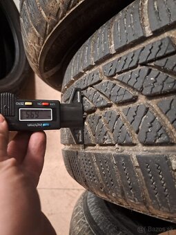 Celoročné Hankook Kinergy 4S 205/60/16 92H - 4