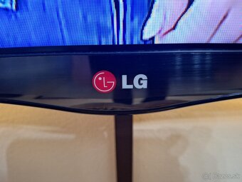 TELEVIZOR ....LG....SMART , 3D - 4