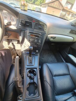 Volvo v70 - 4