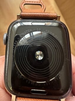 Apple Watch SE 44mm - 4