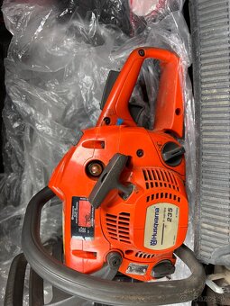 Motorova pila Husqvarna 235 - 4