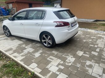 Peugeot 308 - 4