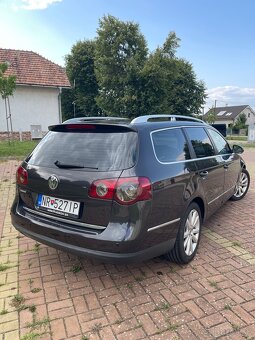 Volkswagen Passat B6 Variant 2.0tdi 103kw DSG Highline - 4