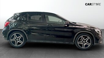 Mercedes-Benz GLA530d pohonom predných kolies a s výkonom 21 - 4