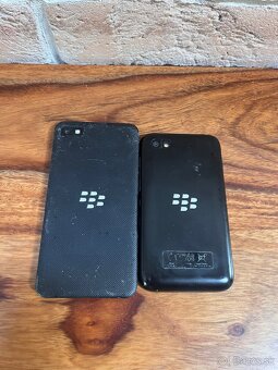 BlackBerry Z10, BlackBerry Q5 - 4