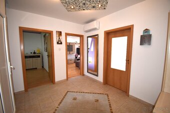 Veľkometrážny 3 izbový byt, predaj, Galanta, SNP - 4