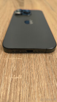 Apple iPhone 15 Pro 256GB - 4