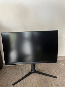 Monitor Samsung odyssey g3 - 4