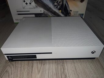 Xbox one S 500 GB +hry - 4