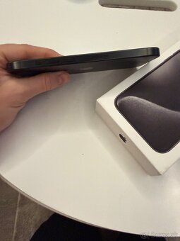 IPhone 15 pro, black titanium 512GB - 4