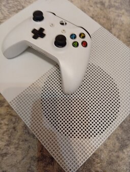 Predám Xbox one s digital edition - 4