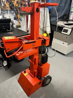 Predám 6T štiepačku na drevo ATIKA - 4