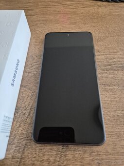 Samsung Galaxy S21 FE 5G - 4