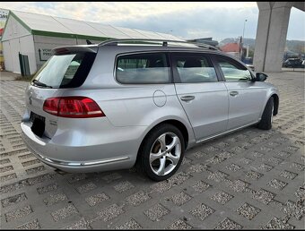 VOLKSWAGEN PASSAT B7 - 4