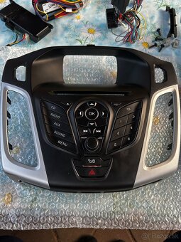Ford Focus mk3 pneu+disk /radio modul - 4