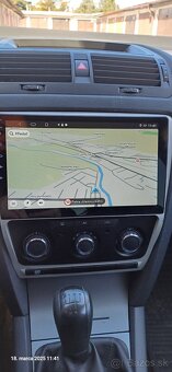 Predám Skoda Octávia 2 facelift - 4