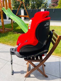 Detská autosedacka Britax Romer Dualfix M i-size 2022 - 4