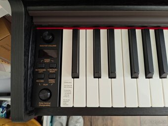 Klavír Kurzweil M90 - 4