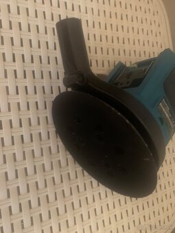 Makita excentricka brúska - 4