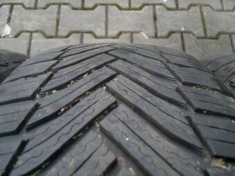 Zimne pneu. Michelin Alpin 6 205/55 r16 - 4