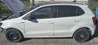 Rozpredám Volkswagen Polo 6R biela LB9A , 1.2 TDI 55kw - 4