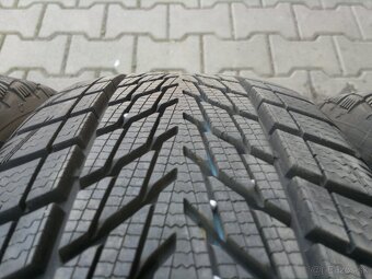 Zimne pneu. Goodyear 205/50 r17 - 4