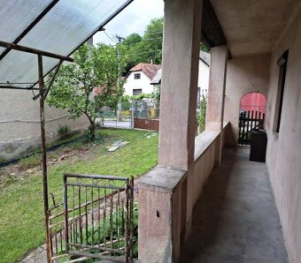 POLTÁR -DOM - SP- 1193 m2 v v susedstve s okolitou prirodou - 4