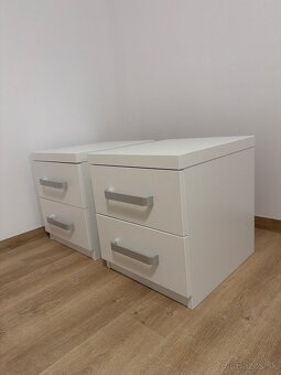 Nočný stolík - 4