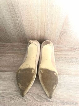 Predám dámske lodičky GUESS - 4