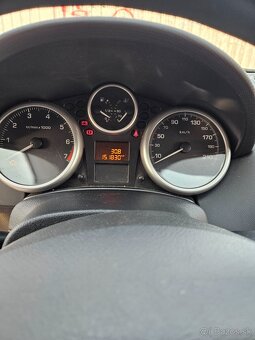 Predám Peugeot 207 1,4E - 4