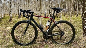 Canyon Ultimate CF SL 8.0 Di2 - 4