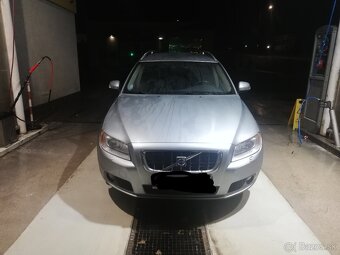Volvo V70 D5 136kw - 4