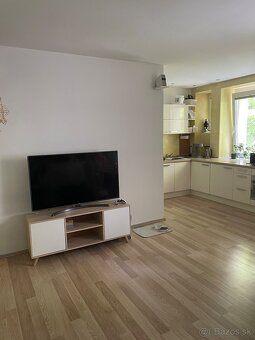 Na prenájom 2 iz byt Bratislava - 4